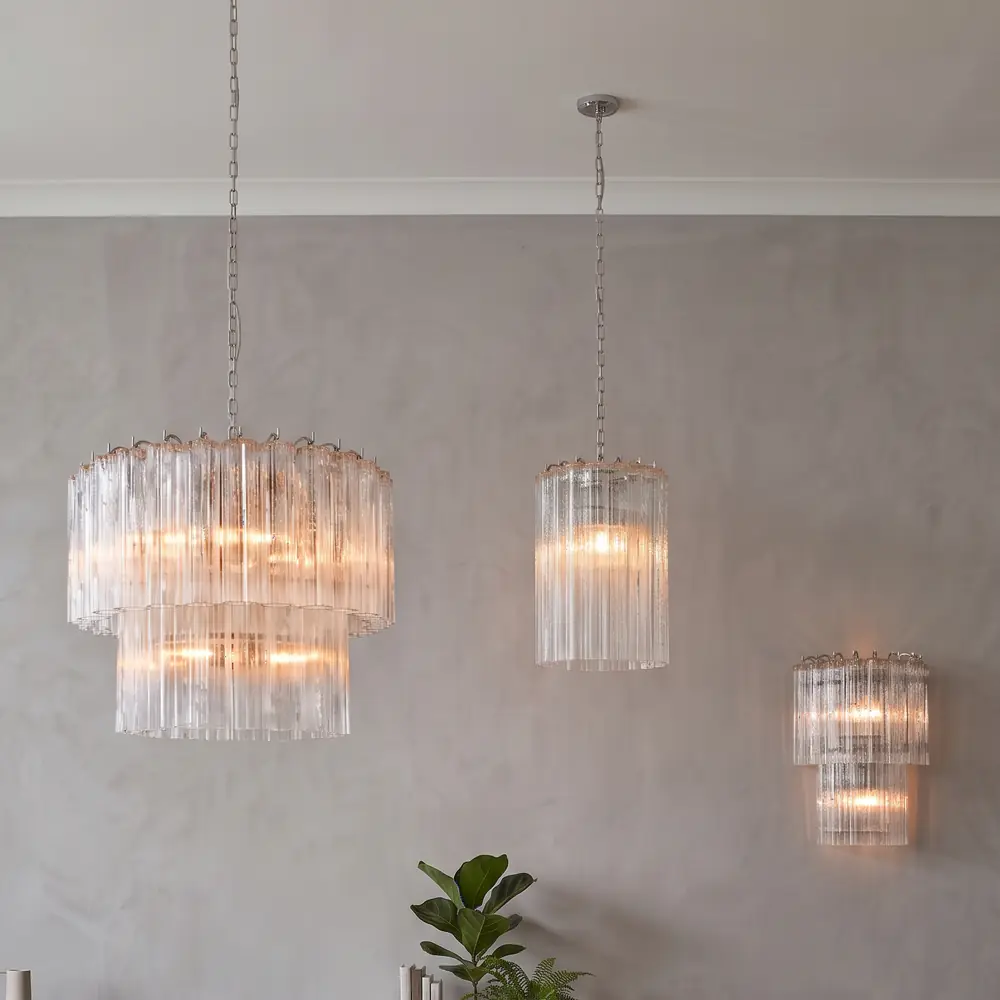 Doha Luxury Villas & Majlis: Synergizing Bespoke Seating with Jade and Rose Gold Lighting